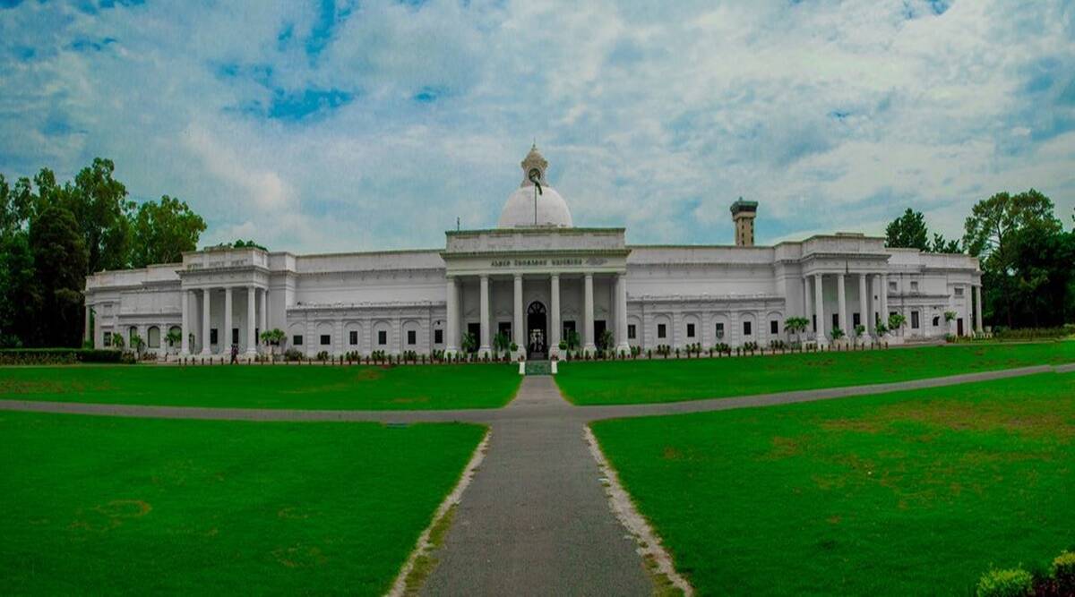 IIT Roorkee Allows JEE Advanced Applicants Below 75% to Apply